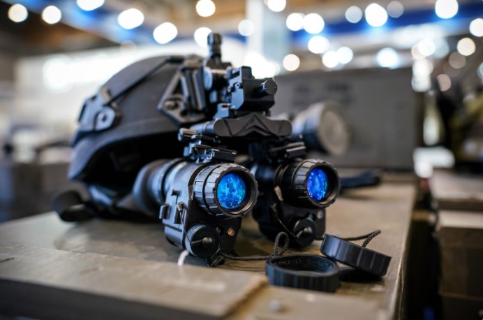 переваги та недоліки різних моделей тепловізійних прицілів